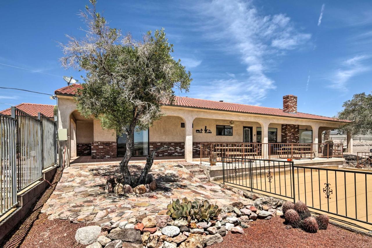 Bullhead City Home With Private Pool, Hot Tub And View Exterior foto